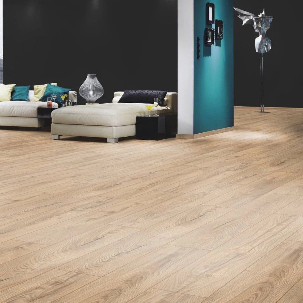 Krono Original Natural Carpenter Oak - Vintage Classic 10mm Laminate Flooring (249804) 5 Krono Original Natural Carpenter Oak - Vintage Classic 10mm Laminate Flooring (249804) - Image 3
